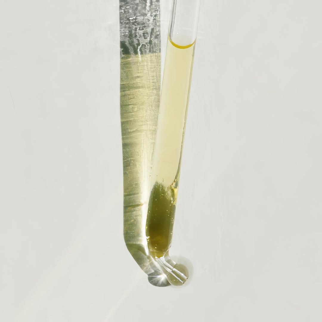 ANNAZOE 精華油瞬透吸收 - 深層滋潤不泛油光